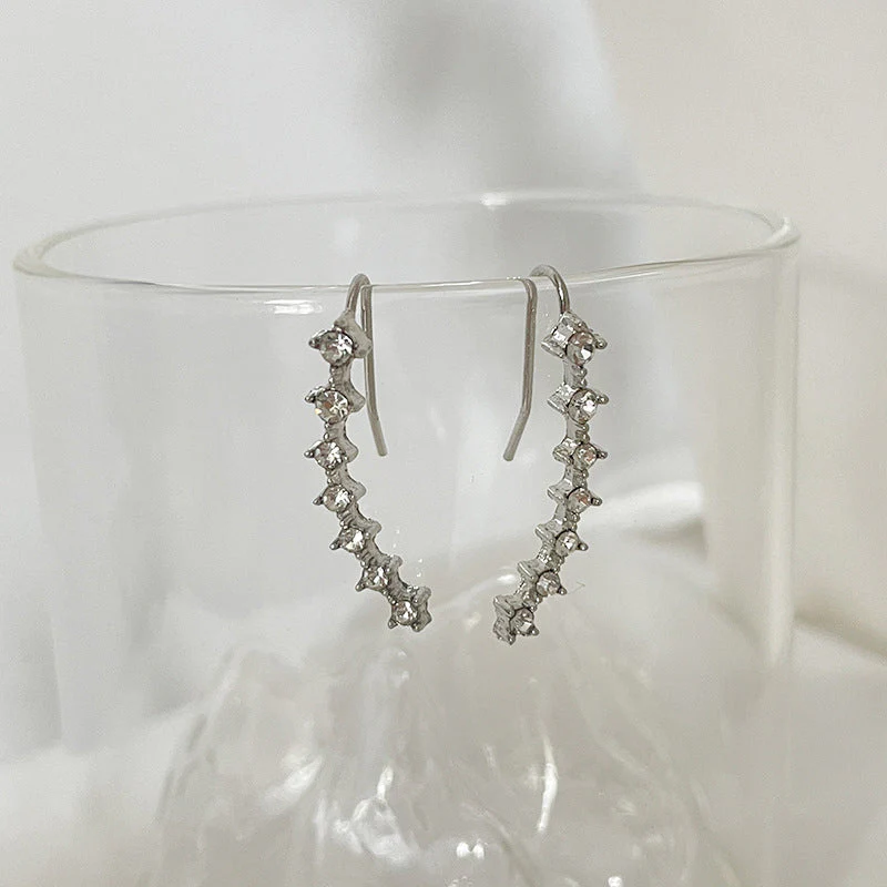 Ear Stud with Seven Stars and Diamonds - Image 12