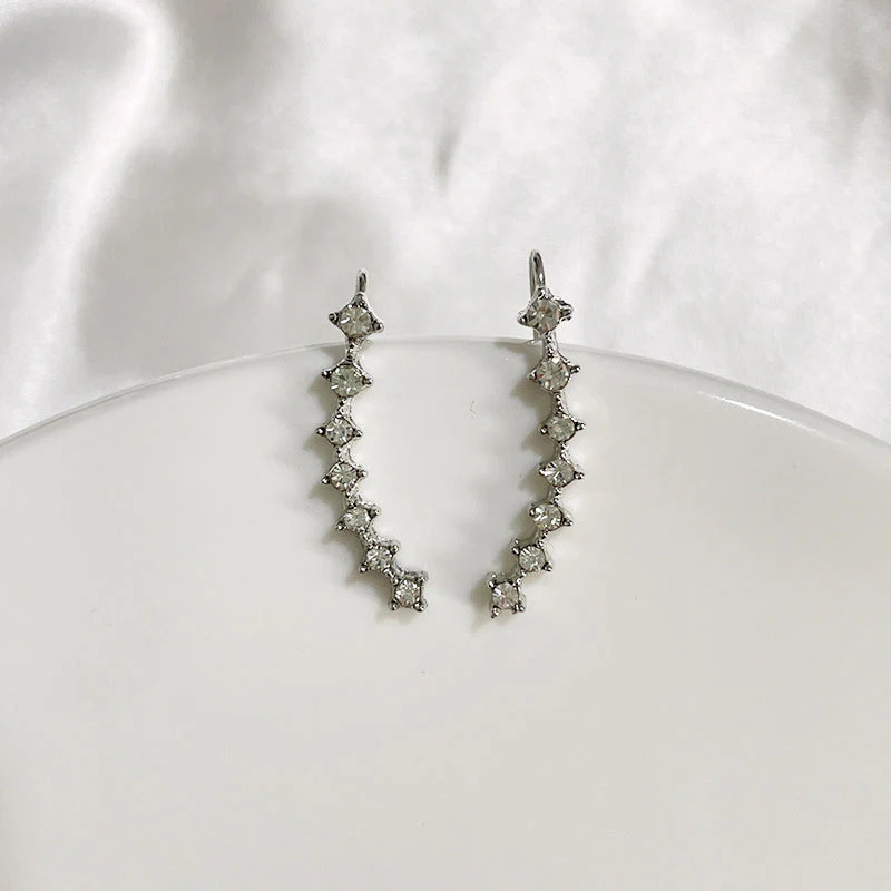 Ear Stud with Seven Stars and Diamonds - Image 16