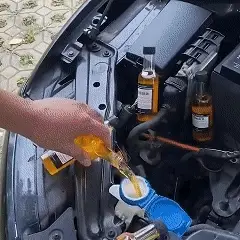🔥Ultimate Car Glass Cleaning Agent - Powerful Stain Remover - Image 3