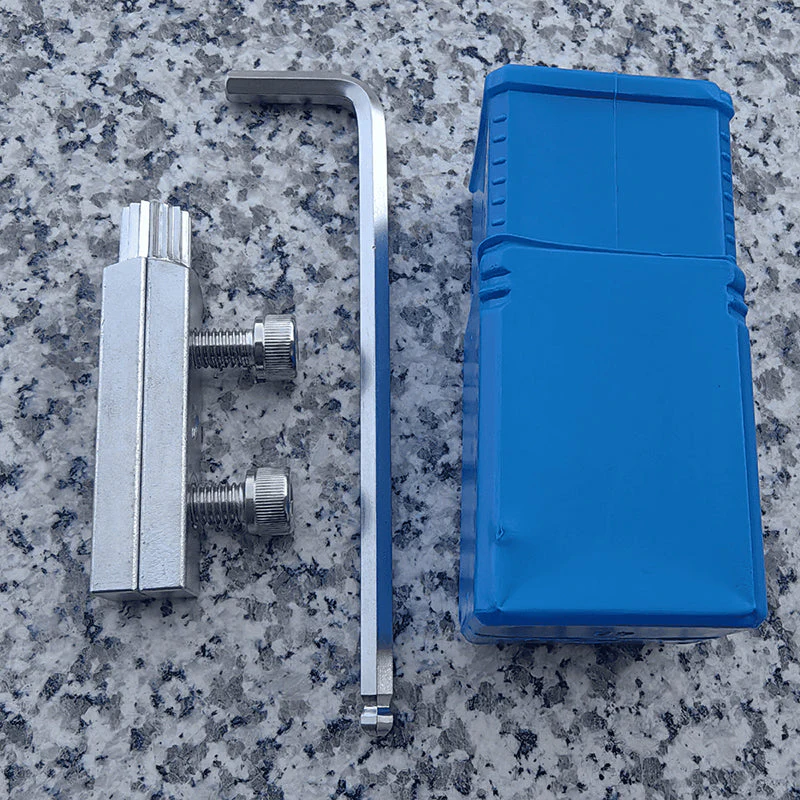 Broken Bolt Remover Tool Set - Image 9