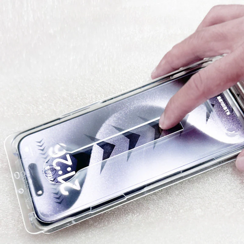 🎉Hot Sale🎉Quick-Apply Dust-Proof Screen Protector - Image 7